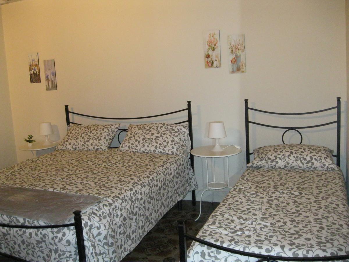 カターニア I 2 Puttini Bed & Breakfast エクステリア 写真