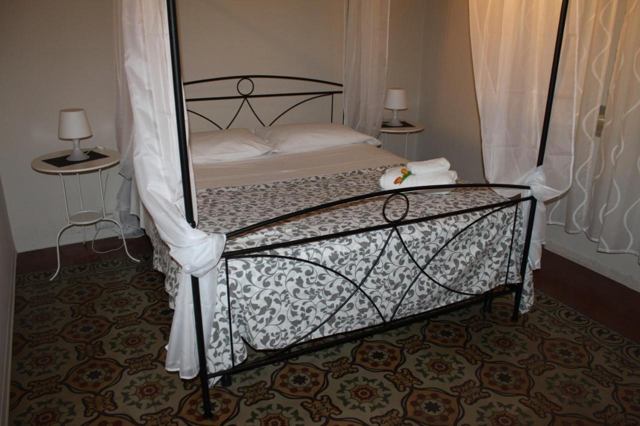 カターニア I 2 Puttini Bed & Breakfast エクステリア 写真