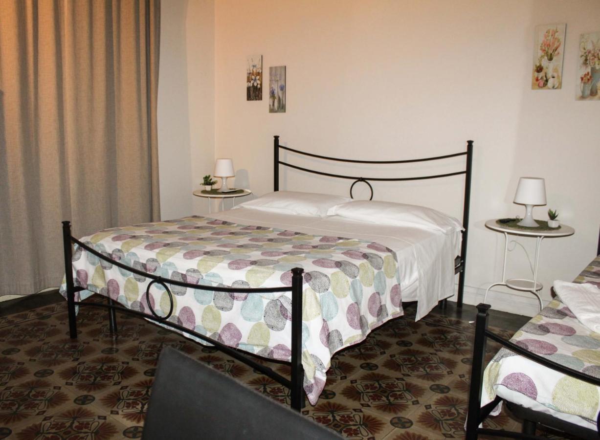 カターニア I 2 Puttini Bed & Breakfast エクステリア 写真