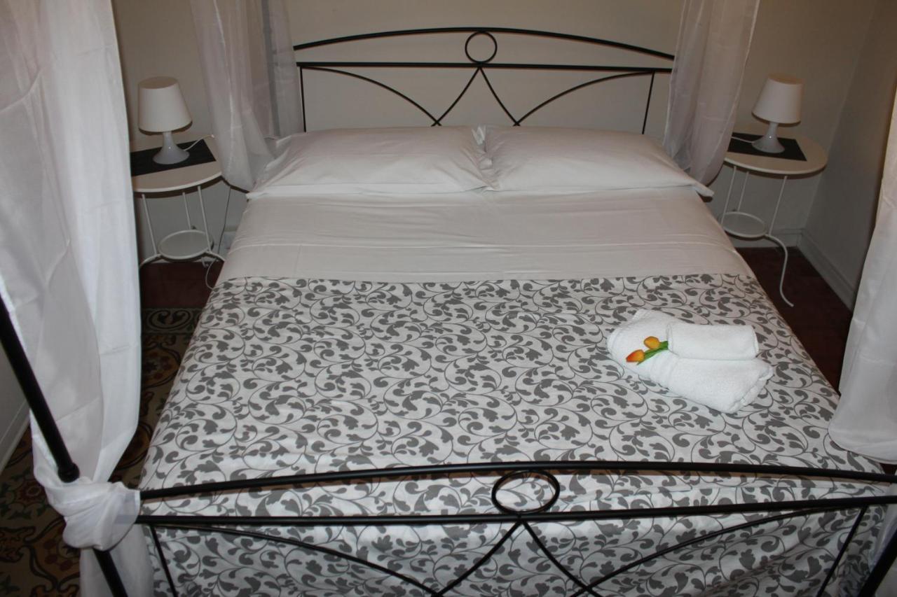 カターニア I 2 Puttini Bed & Breakfast エクステリア 写真