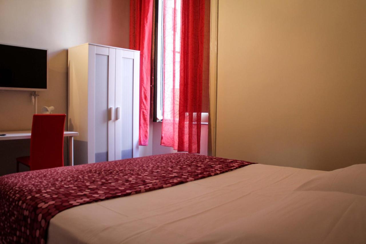 カターニア I 2 Puttini Bed & Breakfast エクステリア 写真