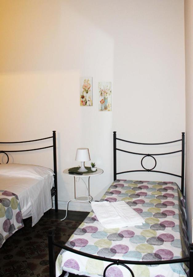 カターニア I 2 Puttini Bed & Breakfast エクステリア 写真