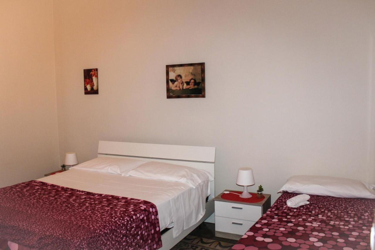 カターニア I 2 Puttini Bed & Breakfast エクステリア 写真